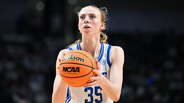 Duke Outlook👿🔍

Projected Lineup:
PG: Taina Mair
SG: Ashlon Jackson
SF: Jadyn Donovan
PF: Toby Fournier
C: Arianna Roberson

Key Bench Players:
Delaney Thomas
Emilee Skinner
Hailey Johnson
Olivia Martin
Jordan Wood
Emma Koabel

Ceiling: Elite Eight 
Floor: Round of 32
