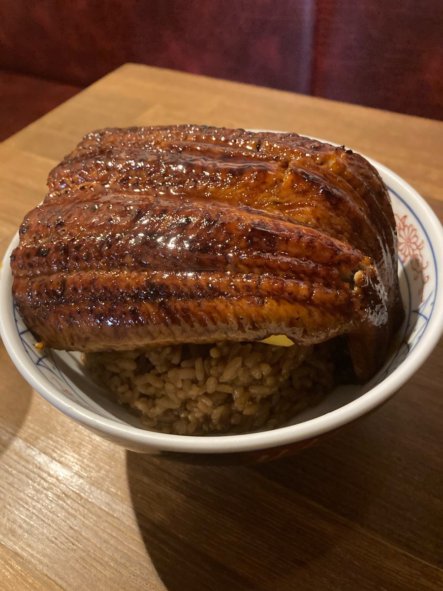 BarcaComposite's tweet image. 三連休は鰻を食べて精もつけたので、お仕事頑張る。