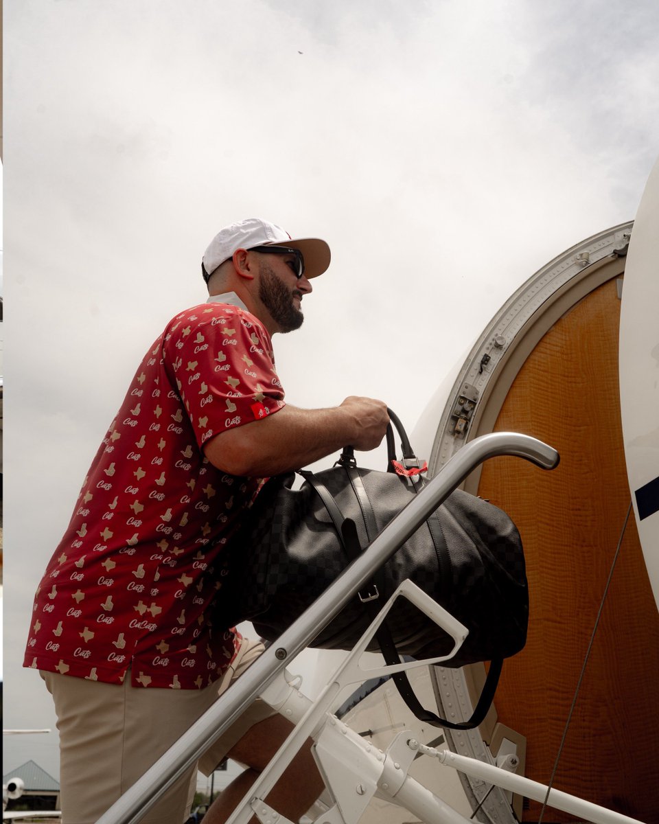 TXSTATEFOOTBALL's tweet image. Pulled up to NOLA โ๏ธ
Thank you Jim West, for making sure we arrive in style!
๐บTune in tomorrow
at 11am CST on ESPN+
#EatEmUp