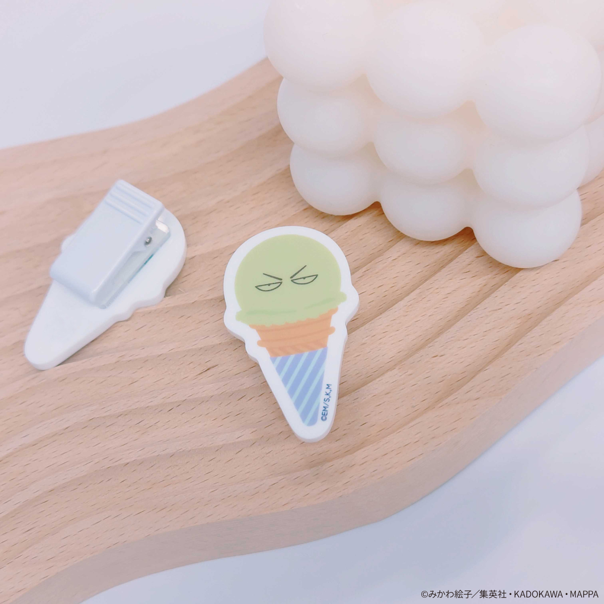mixxgarden's tweet image. TVアニメ『忘却バッテリー』×mixx garden
🌞 Summer ICE CREAM Cafe🍧
〘グッズ紹介〙
✨アクリルクリップ✨
キャラそっくりのアイスがクリップに🎶
ぬいぐるみに持たせてもかわいい☺️
🔻コラボ詳細
mixxgarden.com/event/boukyaku…
🔻グッズ通販
eimo.jp/page/343
#忘却バッテリー #ミクガ