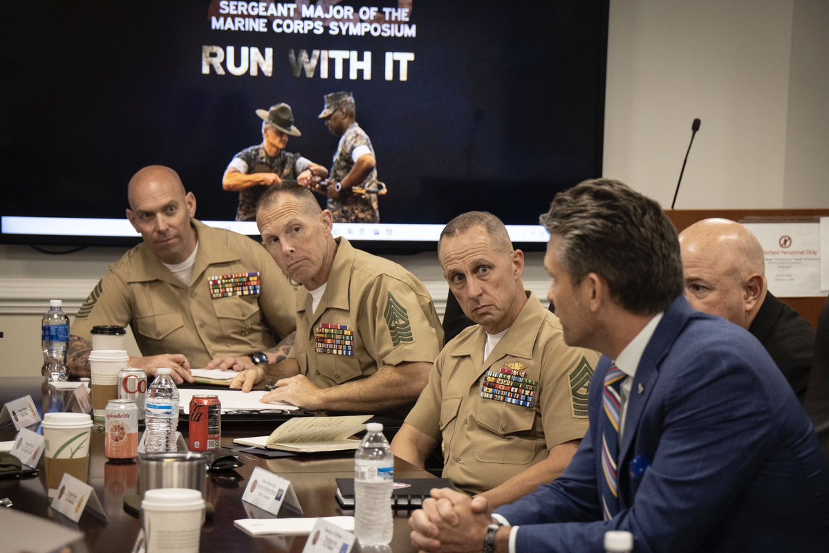 USMCSgtMaj's tweet image. Last week, I hosted the 2025 Sergeant Major of the Marine Corps Symposium.
Force level sergeants major had an opportunity to hear from key leaders, including @SecDef & @CMC_MarineCorps. I’m grateful for the insightful and engaging discussions. #Marines #Leaders #USMC #Symposium