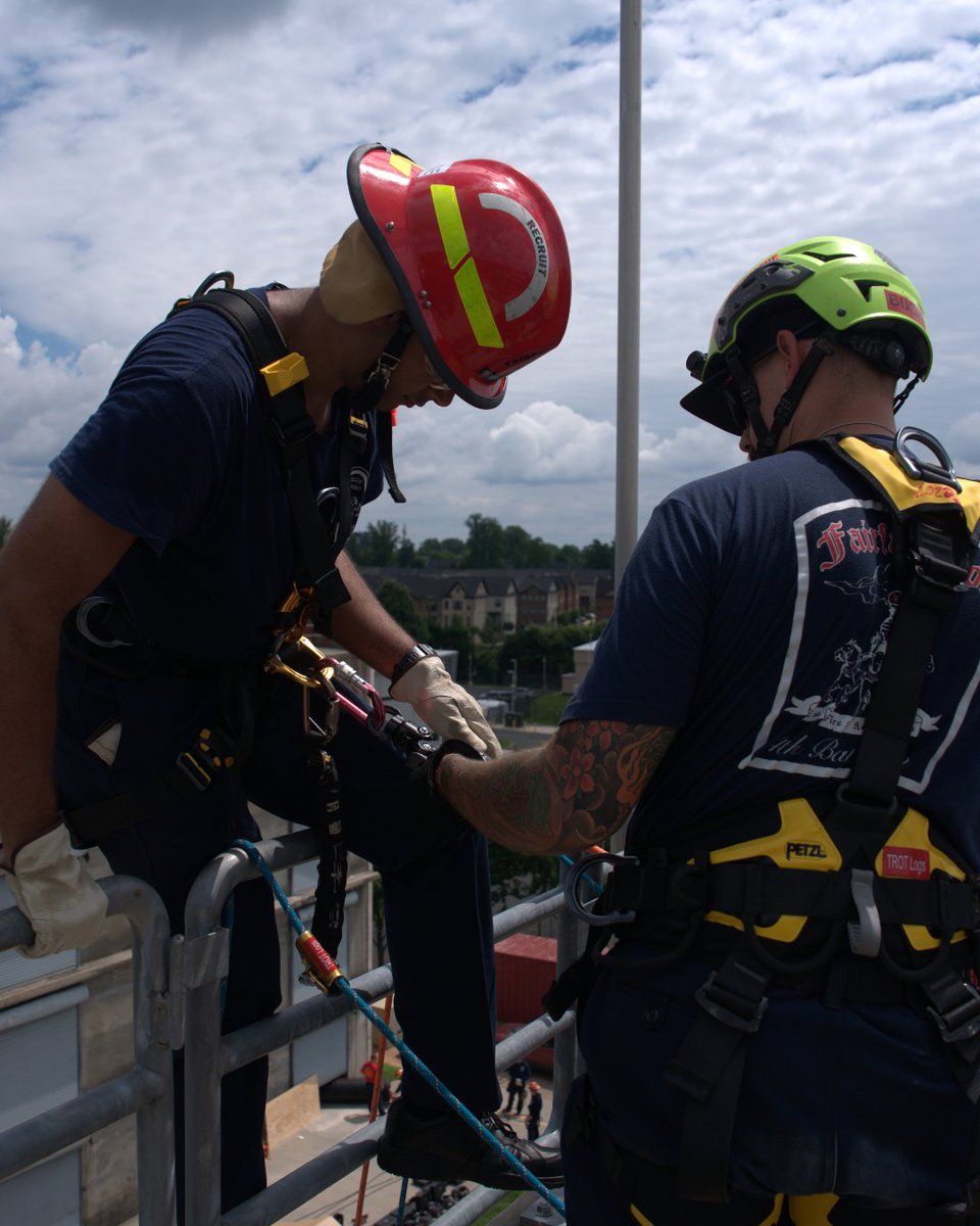 ffxfirerescue's tweet image. Today Recruit Class 166 got their 1st taste of Technical Rescue training, introducing skills needed to be part of #FCFRD Technical Rescue Operations Team. This training fulfills recruit requirements & highlights the capabilities of our Rescue Squads & Urban Search & Rescue team.