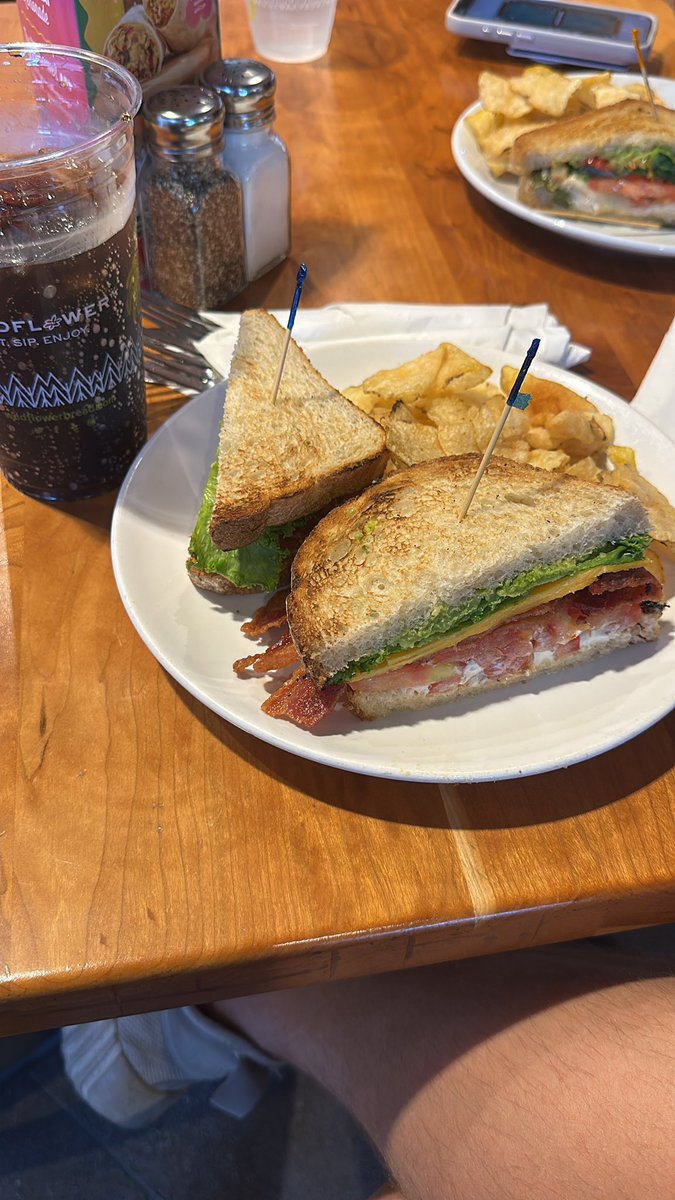 greggertruck's tweet image. Tesla Diner is so sick! Trying a healthier option this time. It’s delicious.
Not just a car company!!!!