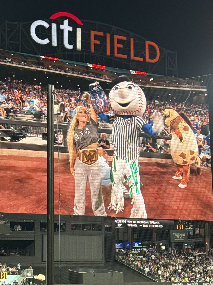 wyshynski's tweet image. OMG Tiffany Stratton just defeated Nia Jax to win the Citi Field championship, a belt recognized in at least one borough. @Mets @WWE