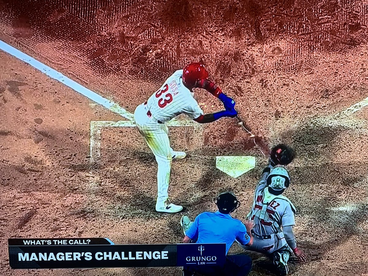 JamieApody's tweet image. “THE BEST CONTACT THEY MADE WAS SOSA ON THE CATCHER’S GLOVE” - John Kruk
The Phillies win on a walk-off catcher’s interference call in extra innings, without ever putting a ball in play! #RingTheBell