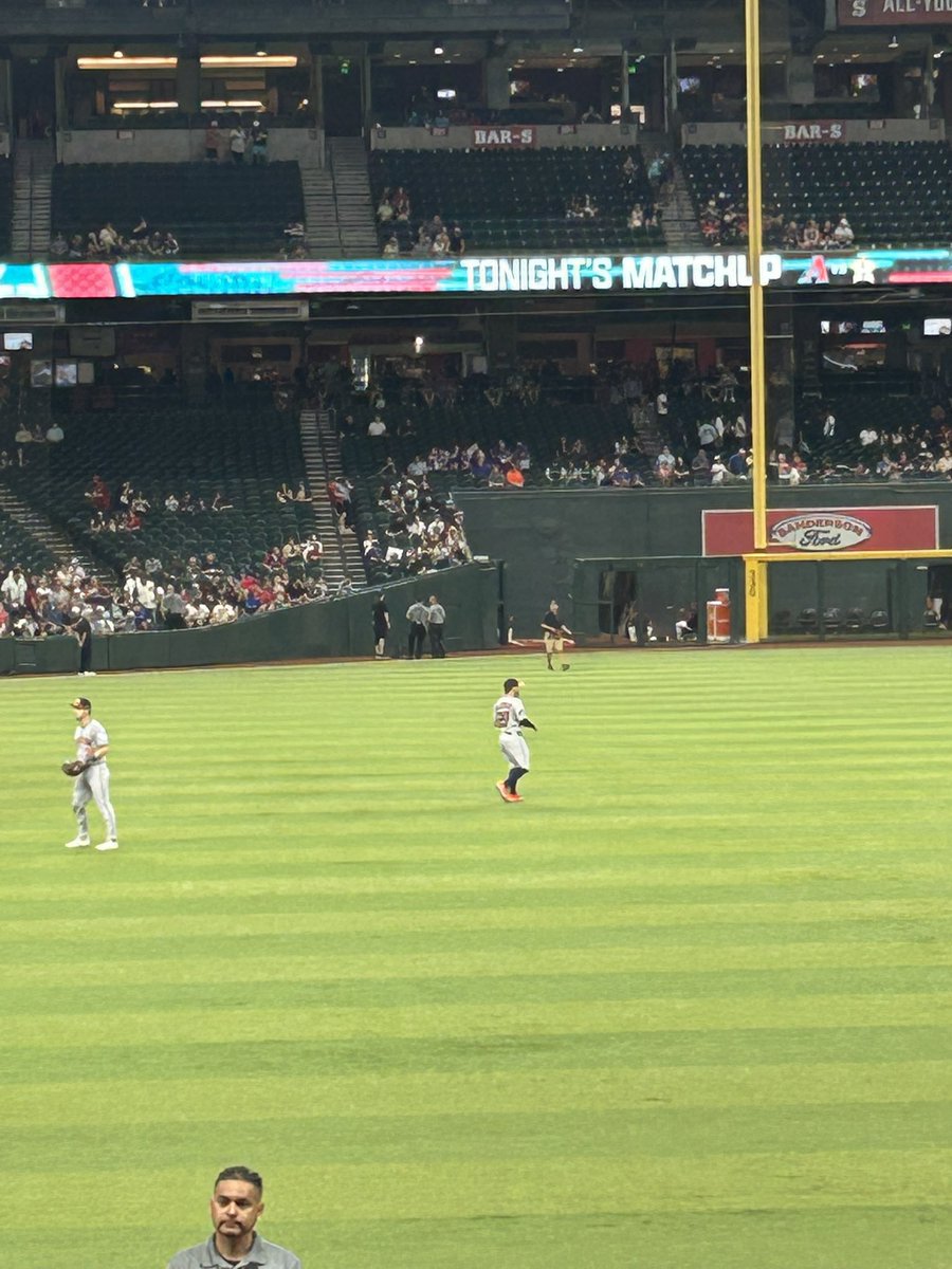 SundevlmanForks's tweet image. I’m the designated trashcan banger for you tonight midget @JoseAltuve27