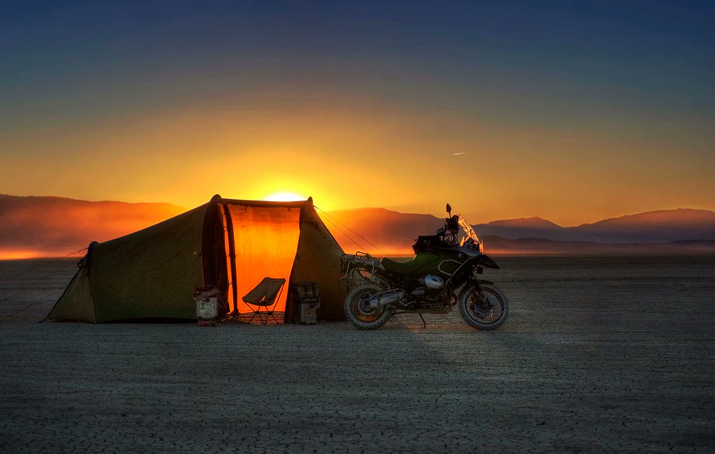 shagbark_hick's tweet image. I'll admit, criminally insane as Charles Manson was, he captured something defining and real about the American spirit when he said:
"I got a motorcycle and a sleeping bag... What the hell I wanna go off and go to work for? Work for what? Money?"
That's America right there.