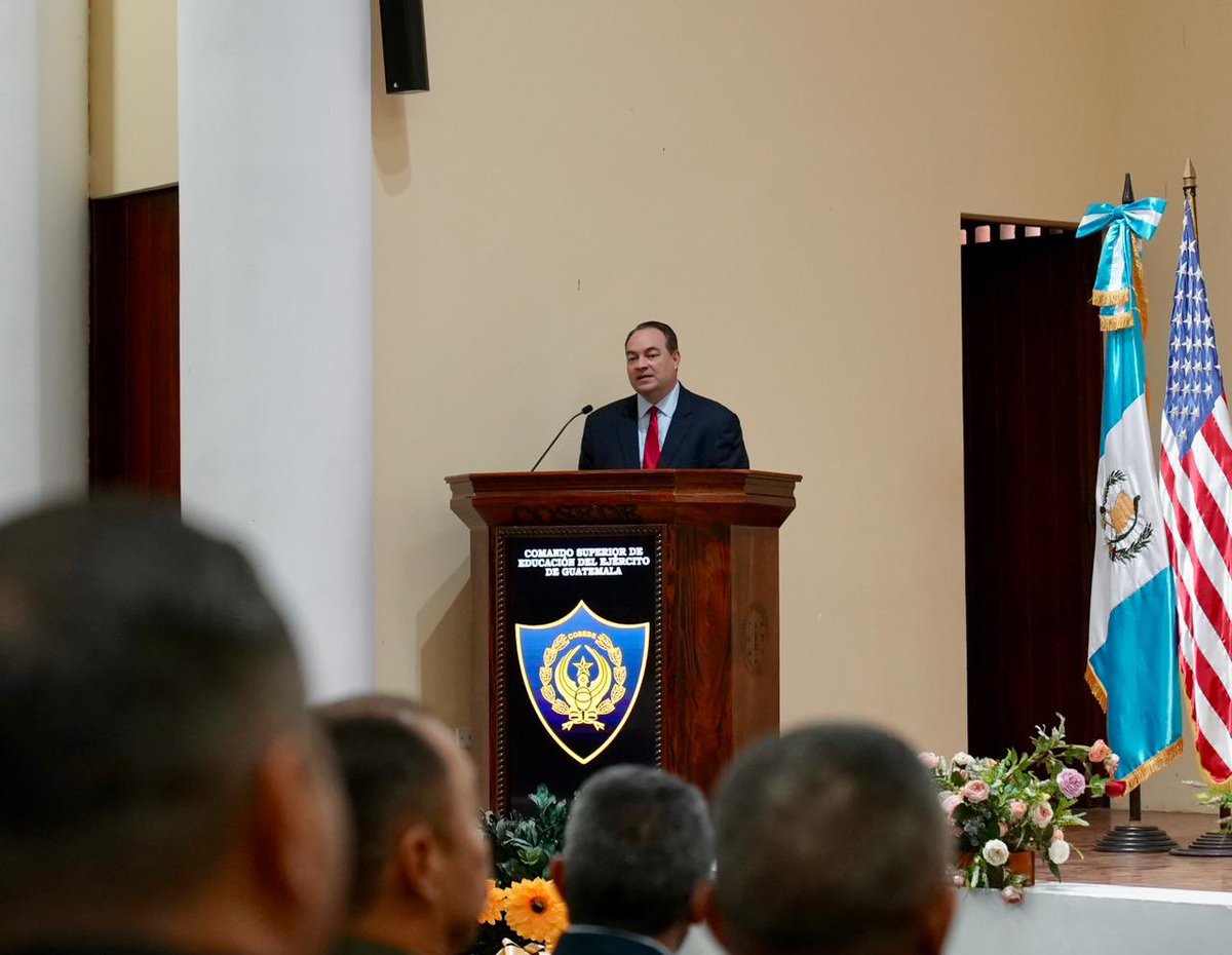 usembassyguate's tweet image. Hoy inauguramos un curso sobre la política de defensa, ciberseguridad, infraestructura y transformación digital con expertos 🇺🇸 del @WJPerryCenter, @GuatemalaGob, @Ejercito_GT y el sector privado para mejorar la ciberdefensa ante las amenazas de actores extranjeros malignos.…