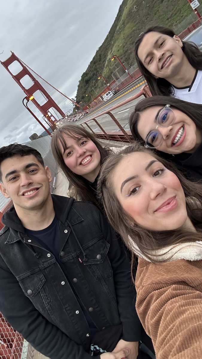 En fin, fue el peor viaje que tuve, o el mejor, sigo decidiendo.
Si llegaron hasta aca les digo que viajen con amigos y que se manden cagadas, son los viajes que mas van a recordar! Lo se de buena fuente!!