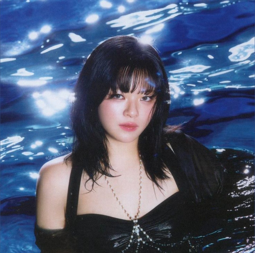AboutMusicYT's tweet image. TWICE's Jeongyeon will reportedly make her acting debut with the film 'New Soldiers: The Movie'.