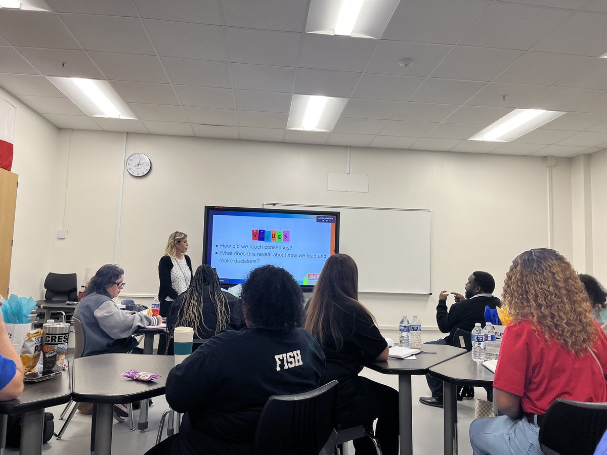 MariaRossAP's tweet image. What a powerful start to the year! Our first day back brought school leaders together to connect as a vertical team and craft a united vision to guide and inspire us through the school year ahead. @Seagoville_ES @DISDSoutheast @SmuSandra