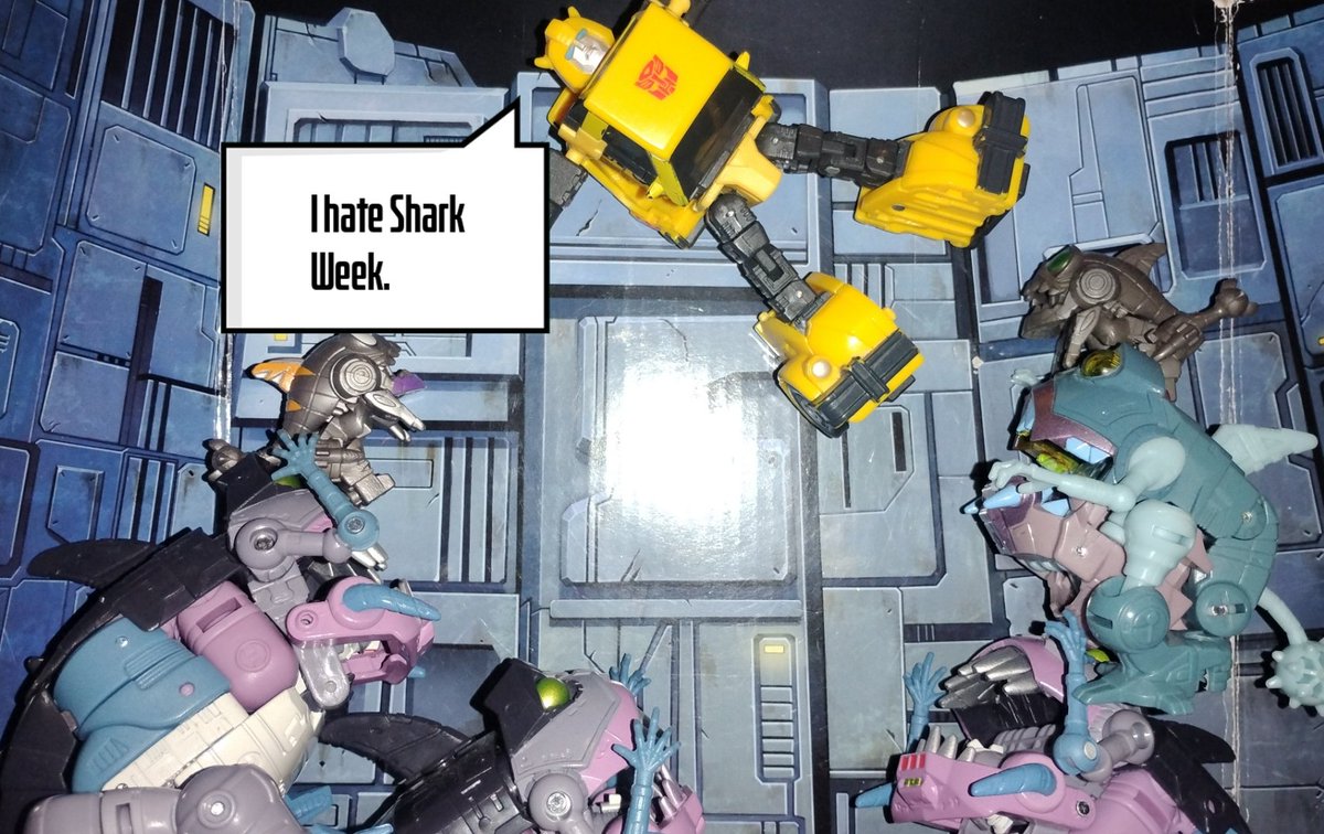 DannyPuppet's tweet image. Keep forgetting to post my Bumblebee -a-Day pics here (easier to do on Facebook)