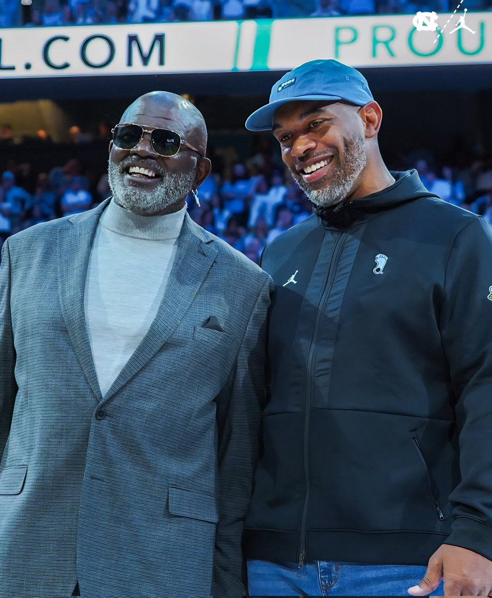 uncsportsphotos's tweet image. Two of the Greatest Football Players to EVER play the game, Former Tar Heels Lawrence Taylor and Julius Peppers. #UNCFootball #Kenan #UNCommon #unc #ChapelHill #tarheels #GoHeels #ACC #ChapelBill #CarolinaFamily #CarolinaBlue #Carolina #CarolinaFootball #GDTBATH