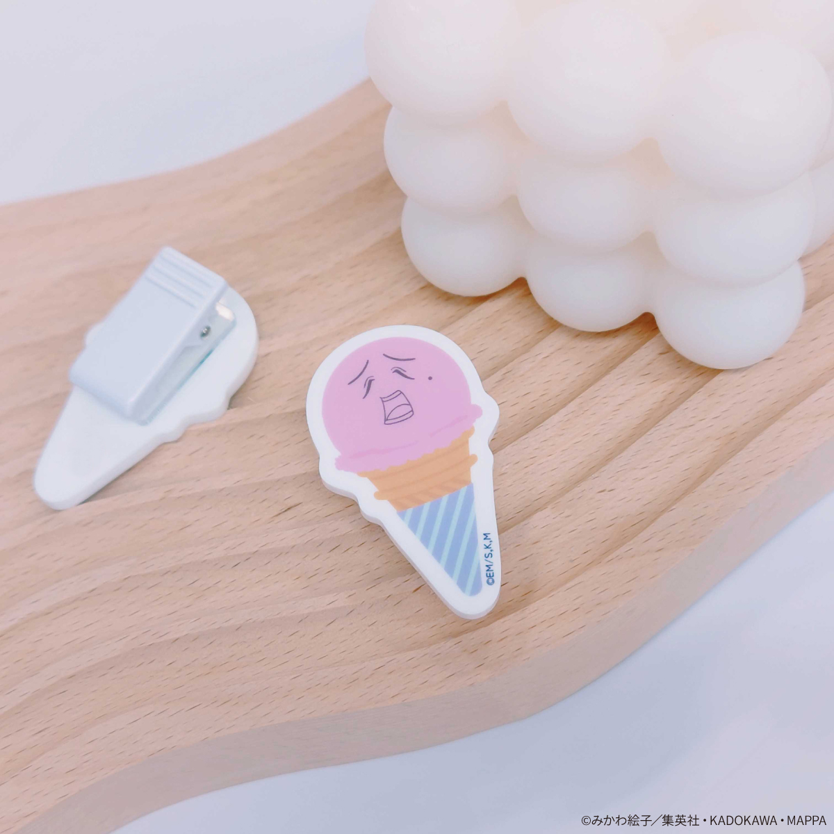 mixxgarden's tweet image. TVアニメ『忘却バッテリー』×mixx garden
🌞 Summer ICE CREAM Cafe🍧
〘グッズ紹介〙
✨アクリルクリップ✨
キャラそっくりのアイスがクリップに🎶
ぬいぐるみに持たせてもかわいい☺️
🔻コラボ詳細
mixxgarden.com/event/boukyaku…
🔻グッズ通販
eimo.jp/page/343
#忘却バッテリー #ミクガ