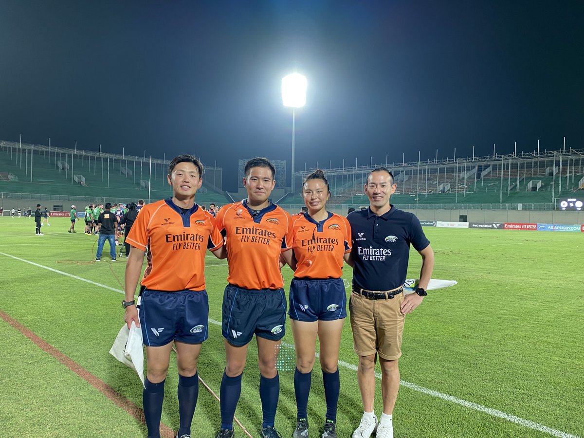 JapanRugbyMinna's tweet image. 🌎日本人が国際試合を担当🙌
ドバイ🇦🇪で行われたAsia Rugby Emirates Men’s Championship 2025✨
#古瀬健樹 レフリー、#桑井亜乃 レフリーをはじめとする日本人マッチオフィシャルが試合を担当しました🇯🇵🙋
現地での様子をぜひご覧ください😌💁
rugby-japan.jp/RugbyFamilyGui…
#みんなでラグビー
