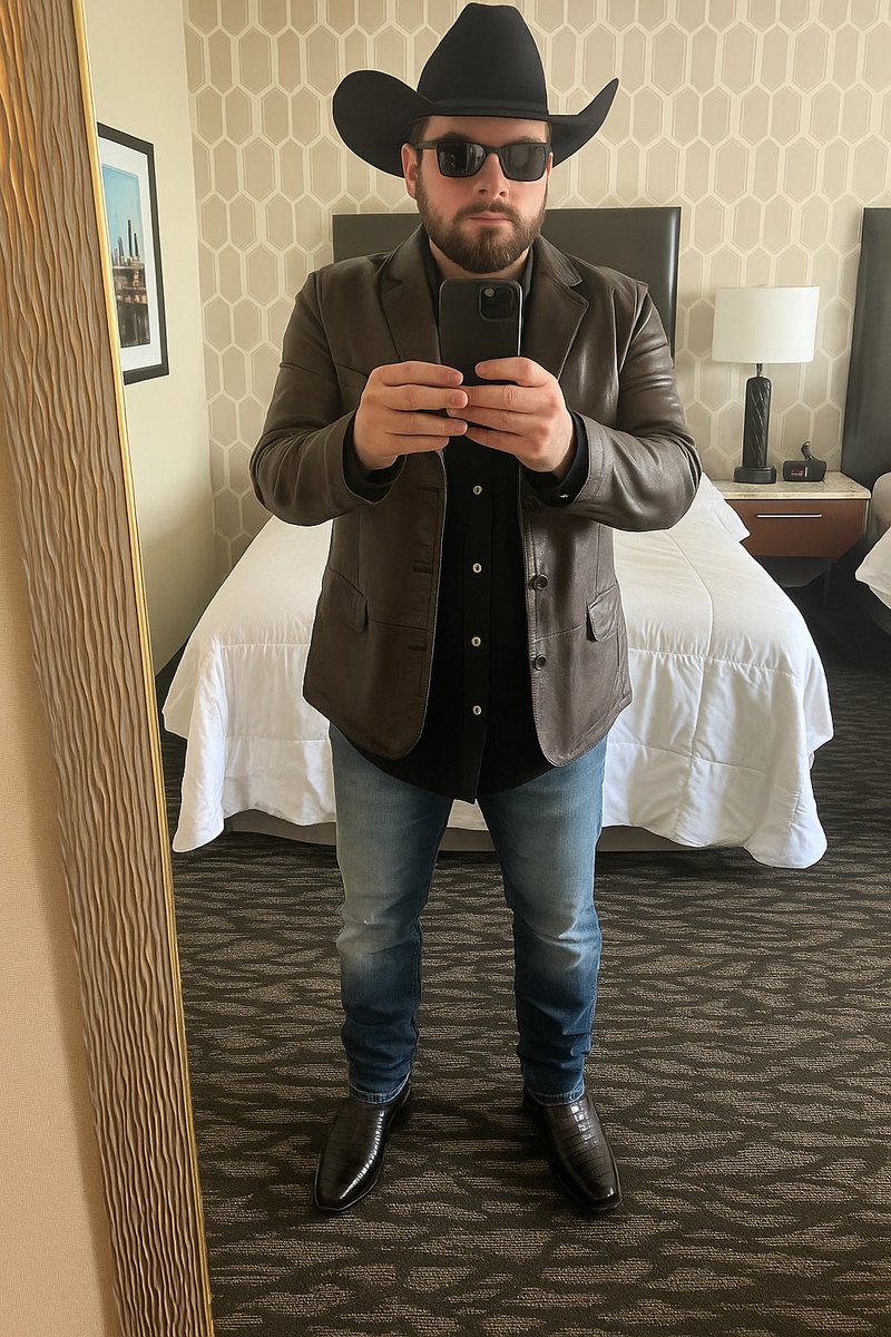 RightWingDad's tweet image. Going to the bar tonight. Hope I don’t get in any fights….