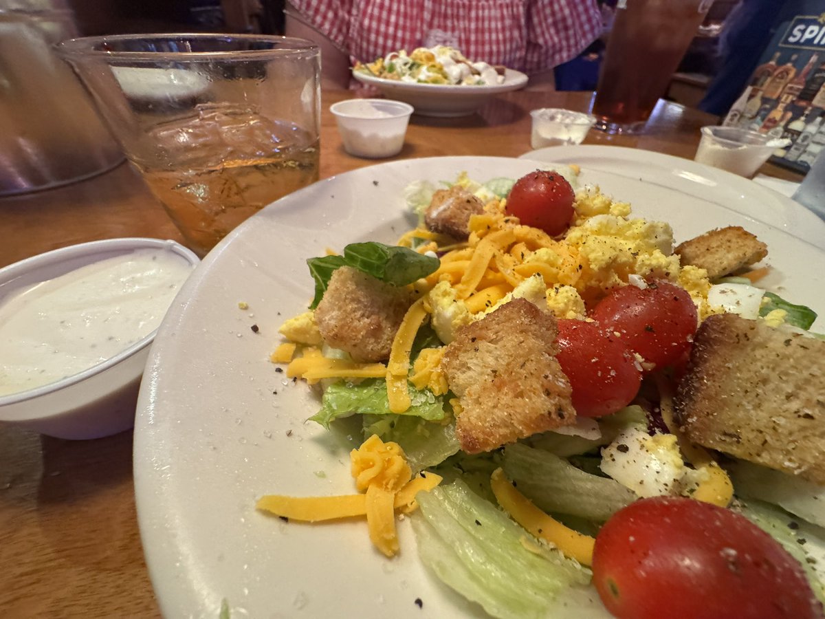 TParaclete's tweet image. Just finished dinner. Spoiling WP and I forgot to get a shot of the cake. But it was really good. Had a friend give us a gift card for Texas Road house. 😋🤤👊🏻