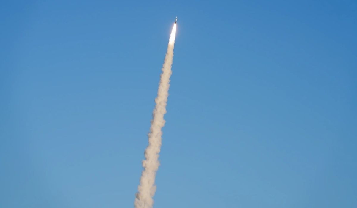 WashTimes's tweet image. U.S. fires missile from new strike system during Australian exercise
trib.al/asqX1f9