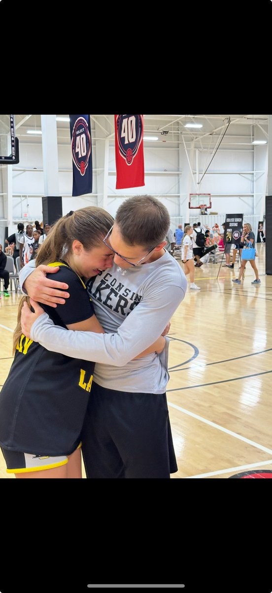 derekdeprey's tweet image. Most people say, “It’s just a game.” But most people don’t see what we’ve seen.
They don’t see the 7-hour car rides that somehow fly by because we’re talking hoops and life… father to daughter, coach to player, heart to heart.
They don’t see us finding a gym in every city,…