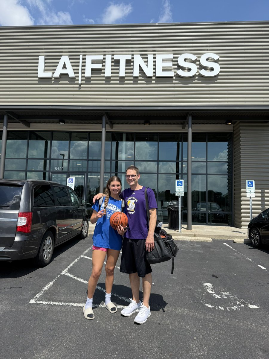 derekdeprey's tweet image. Most people say, “It’s just a game.” But most people don’t see what we’ve seen.
They don’t see the 7-hour car rides that somehow fly by because we’re talking hoops and life… father to daughter, coach to player, heart to heart.
They don’t see us finding a gym in every city,…