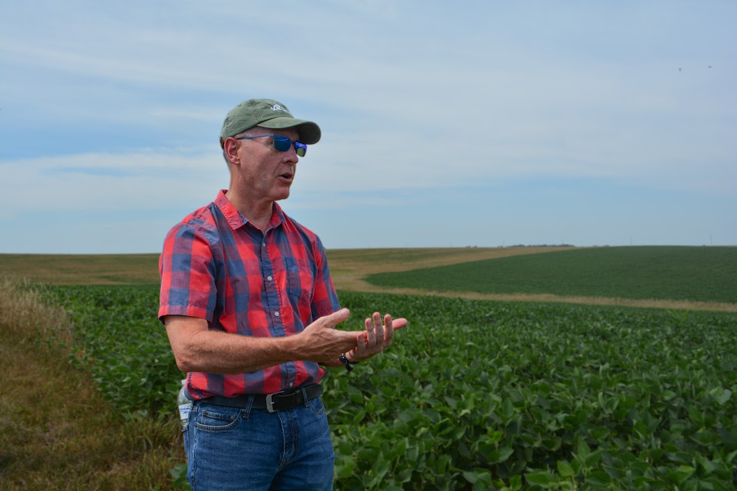 HarvestProgram's tweet image. It’s hard to capture the full impact Brad Doorn has had on the world. Through his leadership at NASA, he championed the use of Earth science to improve ag &amp;amp; food security globally. His vision &amp;amp; dedication have shaped a better future for all of us.
👉nasaharvest.org/news/thank-you…