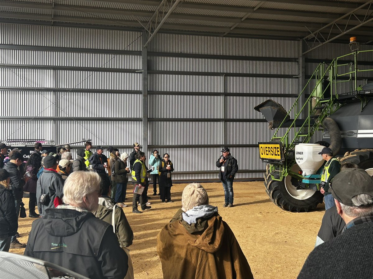 alisonlritchie's tweet image. Field trip 2 underway today, first stop in the Wheatbelt, how can farmers improve their sandy soils through amelioration techniques #GCSS2025