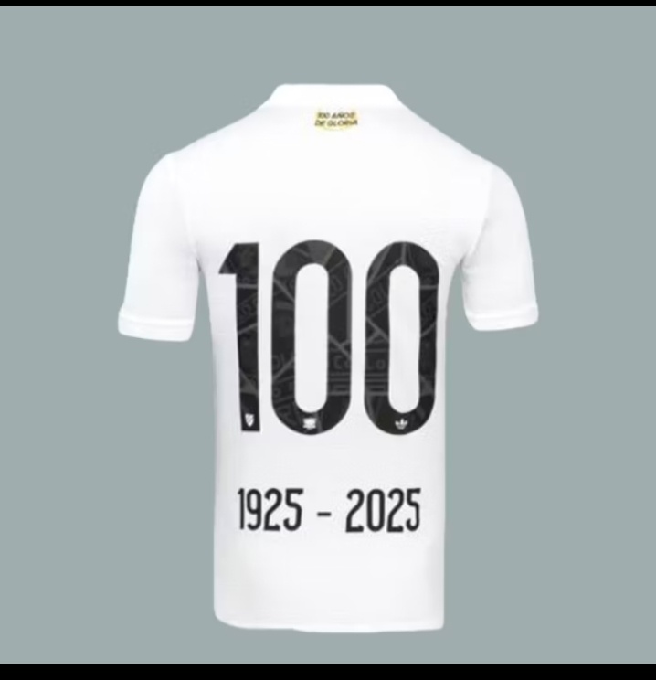 Ya saben acá las tenemos de los primeros con toda la exclusividad.
#CamisetaCentenar100 #ColoColo 
Pedidos al DM 
Envíos a regiónes y dentro de la RM
APOYENOS CON UN RT.