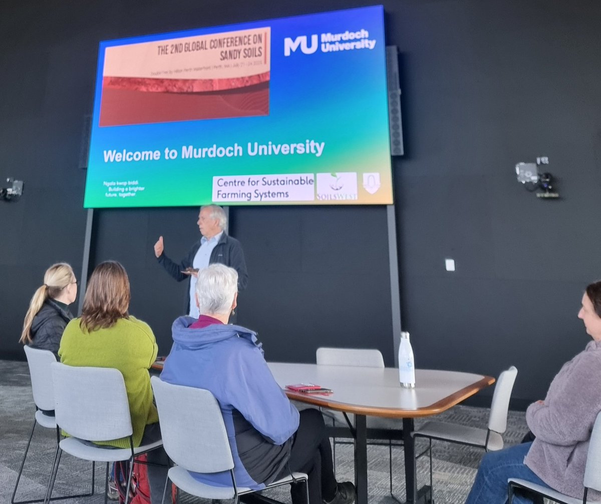 SoilsWest (@soilswest) on Twitter photo .<a href="/SoilsSandy/">Global Conference on Sandy Soils</a> Lands, Sands and Swamps: field trip underway! Emeritus Professor Bernard Dell talks Banksias and landscapes <a href="/MurdochUni/">Murdoch University</a> #GCSS2025 .<a href="/SoilsSandy/">Global Conference on Sandy Soils</a> Lands, Sands and Swamps: field trip underway! Emeritus Professor Bernard Dell talks Banksias and landscapes <a href="/MurdochUni/">Murdoch University</a> #GCSS2025