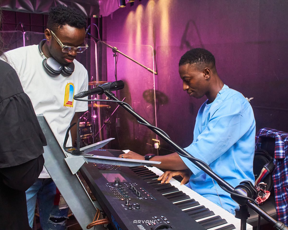 thesoundhook's tweet image. Scenes from Worship Experience ‘25 — Virtual Edition. Set-up and Preparation.
Click the link in bio and catch the full experience on YouTube.
#WE25 #soundhook #worshipexperience #virtualworship