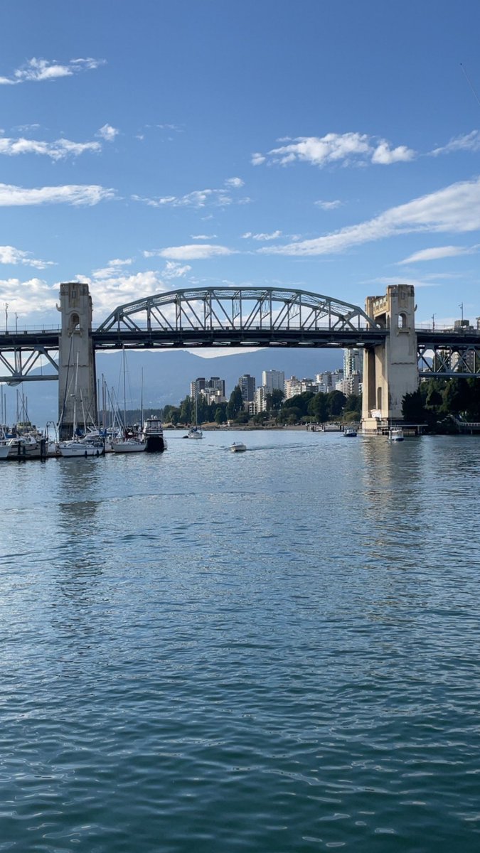 This City just sucks me in every time. 😍 What I would give to come back…