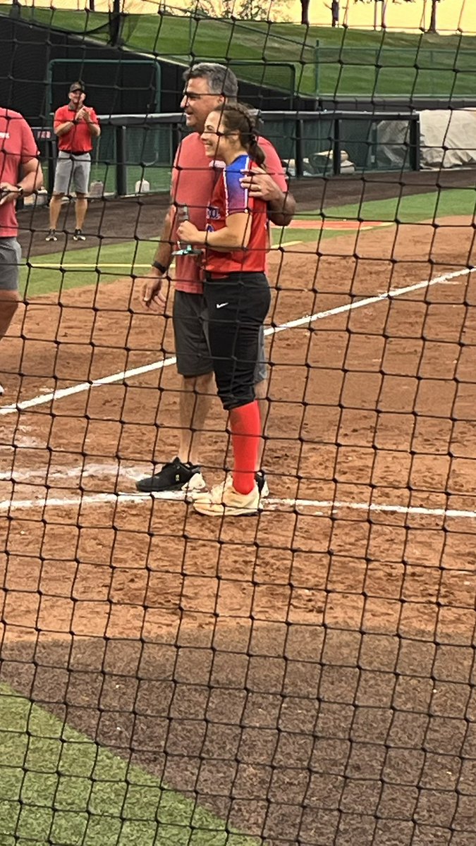 LSW_Softball's tweet image. A special night for Mary Beth Hart and LSW softball at the Nebraska Coaches Association all star game.
MB collected 2 hits and drove in 2 runs. And too no one’s surprise she took home the best teammate award.
It was great to see all of the LSW family who attended tonight.