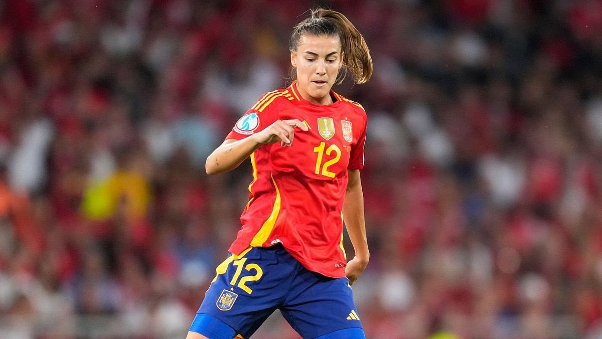 Sam Biccarino (@stattorino) on Twitter photo Patri Guijarro has the most touches so far at #WEURO2025
๐ฅ392 Patri Guijarro ๐ช๐ธ
๐ฅ380 Alex Greenwood ๐ด๓ ง๓ ข๓ ฅ๓ ฎ๓ ง๓ ฟ
๐ฅ349 Alexia Putellas ๐ช๐ธ
347 Leah Williamson ๐ด๓ ง๓ ข๓ ฅ๓ ฎ๓ ง๓ ฟ
333 Lucy Bronze ๐ด๓ ง๓ ข๓ ฅ๓ ฎ๓ ง๓ ฟ
331 Salma Bacha ๐ซ๐ท
313 Irene Paredes ๐ช๐ธ
302 Mariona Caldentey ๐ช๐ธ
301 Janina Minge ๐ฉ๐ช
275 Rebecca Knaak ๐ฉ๐ช Patri Guijarro has the most touches so far at #WEURO2025
๐ฅ392 Patri Guijarro ๐ช๐ธ
๐ฅ380 Alex Greenwood ๐ด๓ ง๓ ข๓ ฅ๓ ฎ๓ ง๓ ฟ
๐ฅ349 Alexia Putellas ๐ช๐ธ
347 Leah Williamson ๐ด๓ ง๓ ข๓ ฅ๓ ฎ๓ ง๓ ฟ
333 Lucy Bronze ๐ด๓ ง๓ ข๓ ฅ๓ ฎ๓ ง๓ ฟ
331 Salma Bacha ๐ซ๐ท
313 Irene Paredes ๐ช๐ธ
302 Mariona Caldentey ๐ช๐ธ
301 Janina Minge ๐ฉ๐ช
275 Rebecca Knaak ๐ฉ๐ช