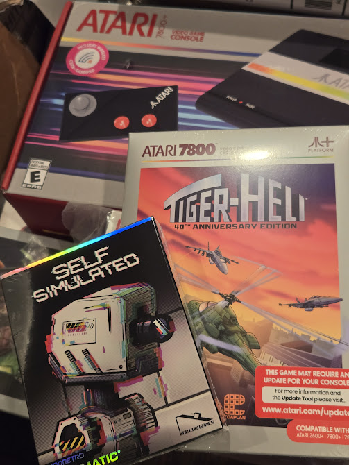 SongbirdPro's tweet image. Just picked up two new games today: Self Simulated for @modretro Chromatic / GBC, and Tiger Heli for @atari 7800 / 7800+. Looking forward to trying both of these out!