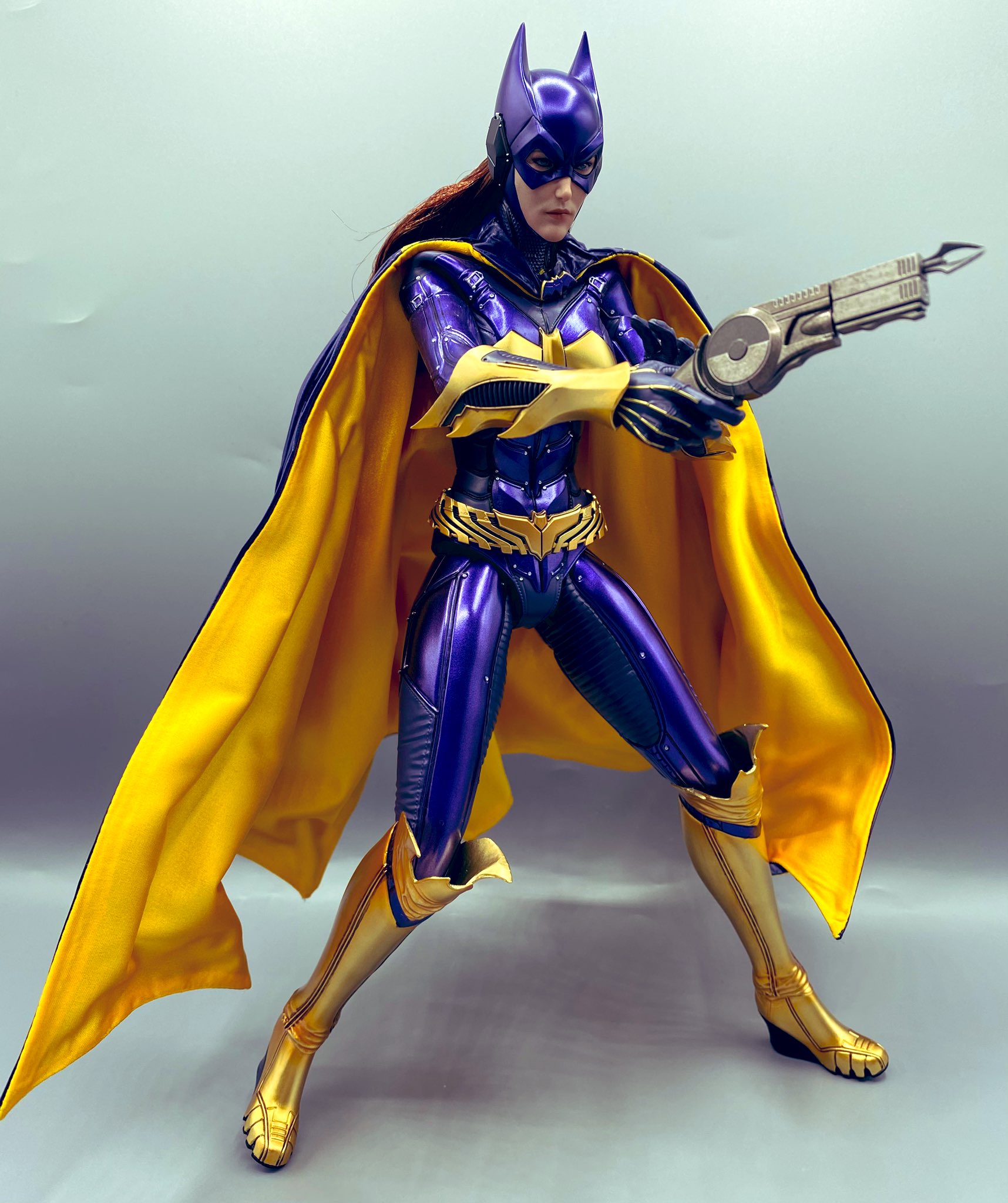 ホットトイズ バットマン アーカム・ナイト バットガール（パープル＆ゴールド版） 楽天市場】「新品・在庫」Hottoys ホットトイズVGM65
