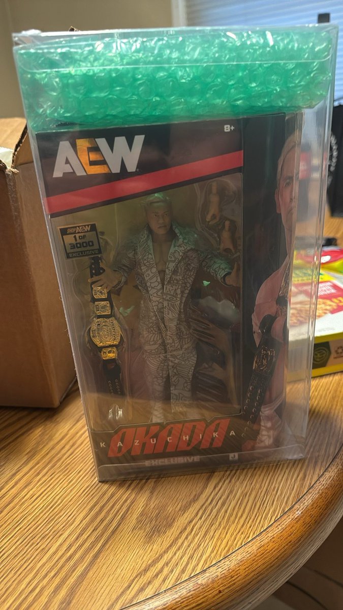 BestOneDonnie's tweet image. My Shop AEW Okada figure has finally arrived! If you ordered the figure with the protector case this is how it comes!
I was worried due to the new packaging at first but at least my figure arrived protected!