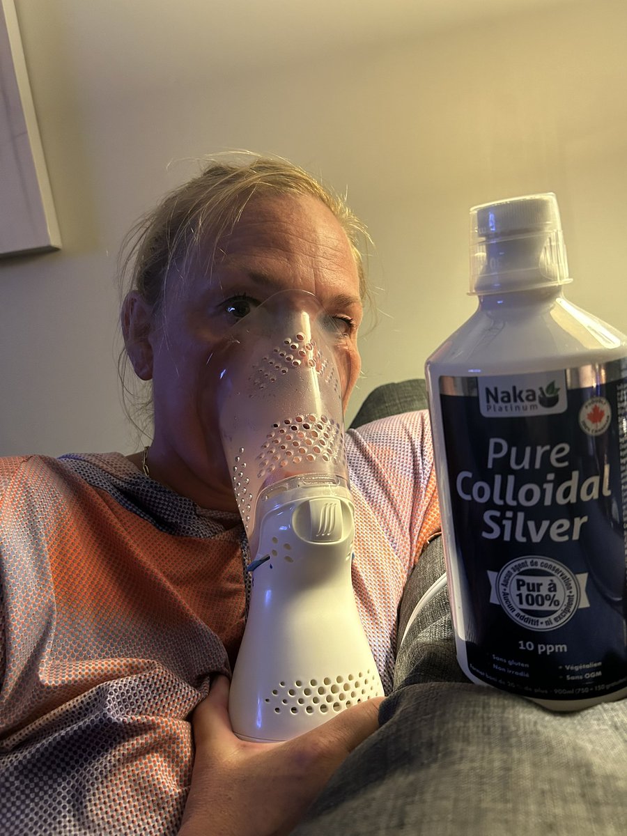 TbirdTmoney's tweet image. Thx @AnnetteMattsMom for being an amazing NURSE friend with great advice. My lungs are failing so I am desperate- after trying the nebulizer with the colloidal silver I can breathe for a few hours without oxygen!
I am NOT giving medical advice! But when you struggle in every way…