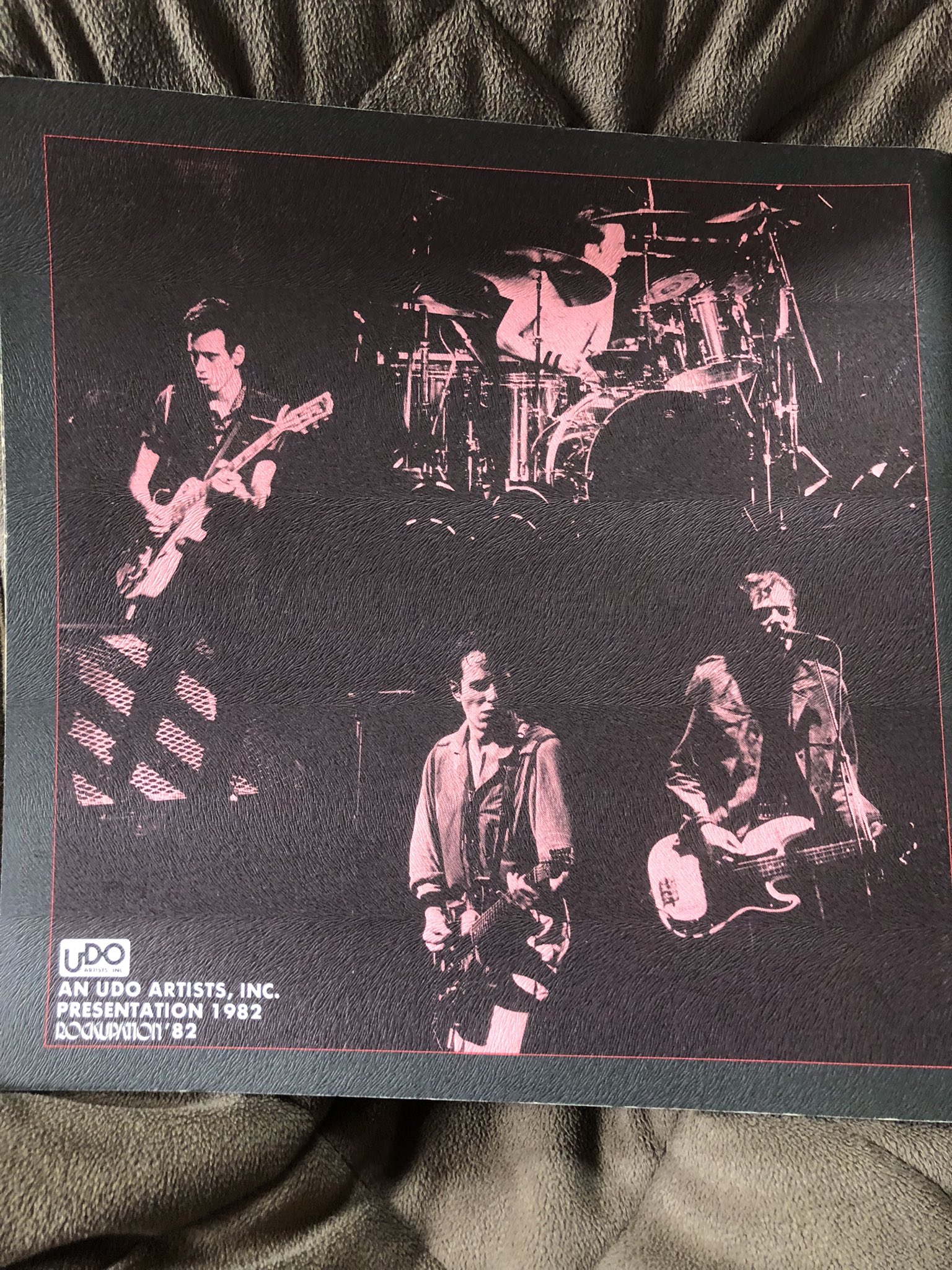 ザ・クラッシュ　来日公演パンフレット The Clash 直筆サイン入り・パンフレット 1982年来日公演