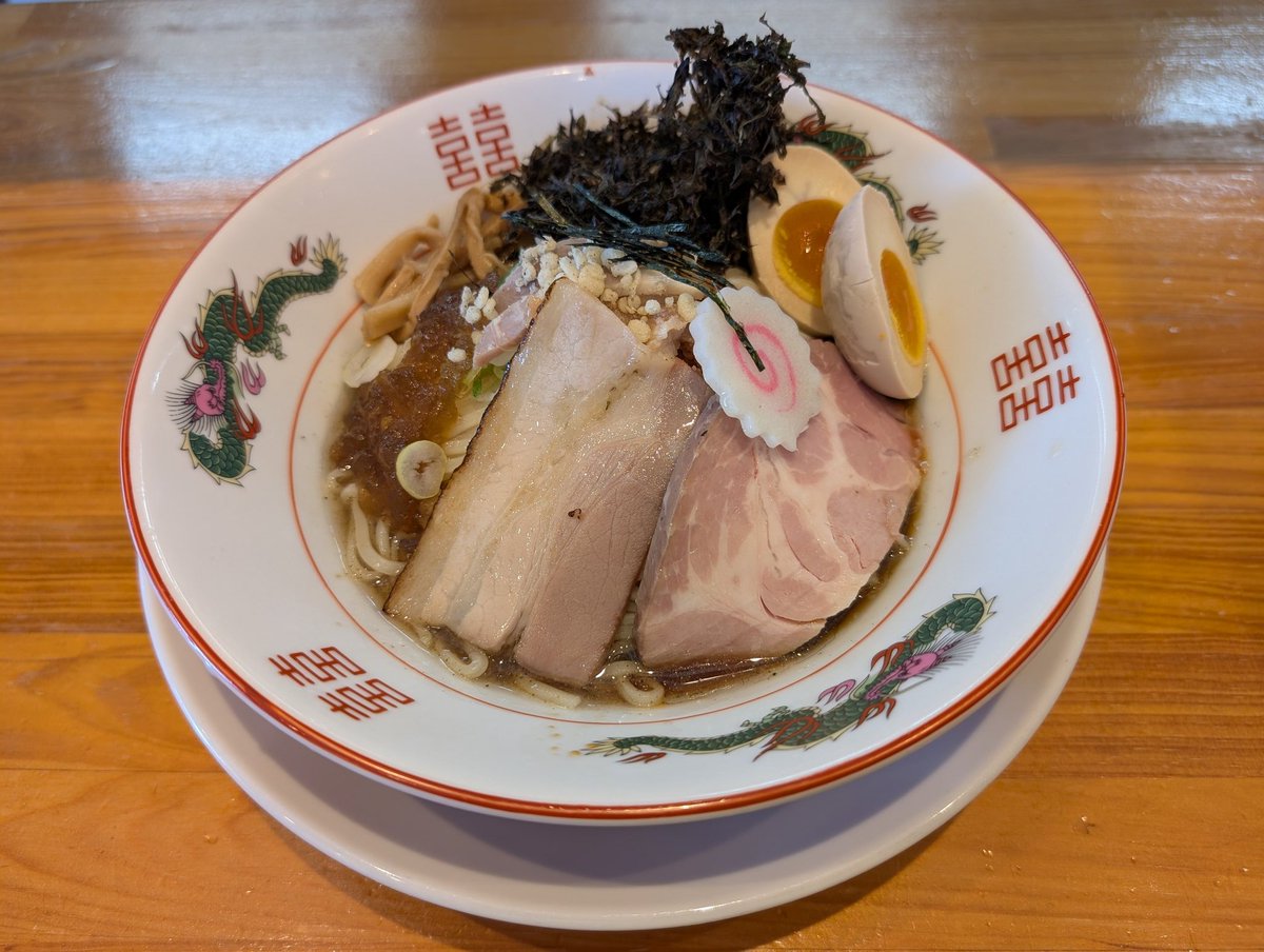 barber0's tweet photo. 今日のお昼御飯は、ニボチャチャラーメンあらき軒さんで限定
【冷やしぶっかけスペシャル】
メンマ増し😄いりこが効いててめっちゃめっちゃ美味しかった😄ご馳走様でした🙏
#岐阜ラーメン
#WithUラーメン食べました https://t.co/GEo2P28SFo