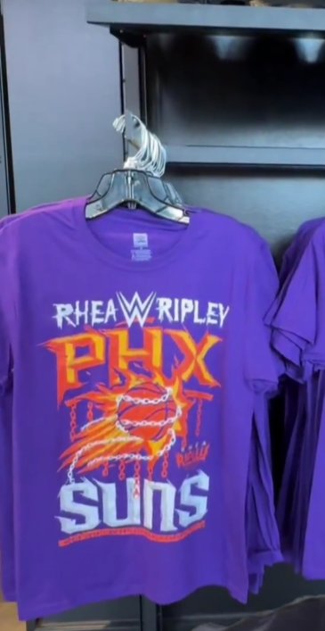 rheamoshpit's tweet image. Rhea getting her own NBA merch is amazing 🔥 She got Suns merch in Phoenix & got Rockets merch tonight. She is a SUPERSTAR✨