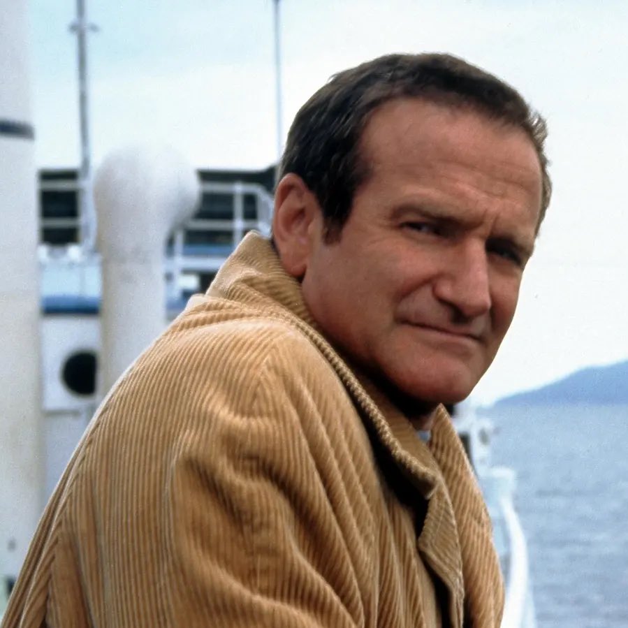 HollywoodHandle's tweet image. Today would’ve been Robin Williams’ 74th birthday 💔
