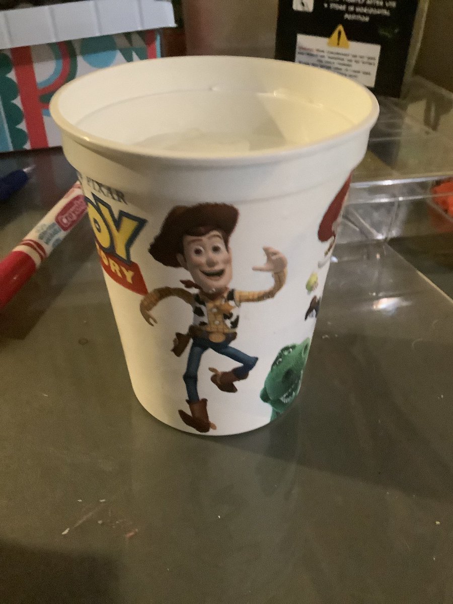 stanheightss's tweet image. this cup i forgot i had that made me do a double take