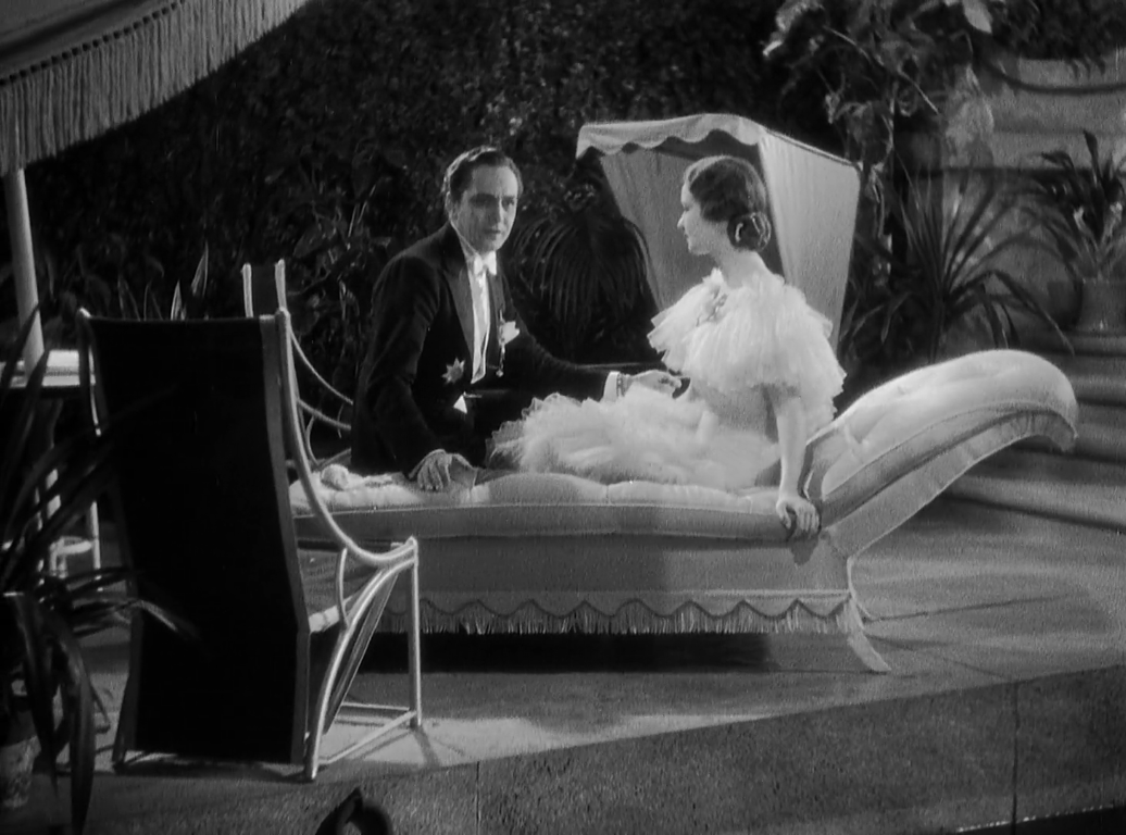 suddenxfear's tweet image. “i think you've been holding life in your hands, as i do sometimes. i think you've been a little afraid of it's beauty.”
death takes a holiday (1934) / mitchell leisen