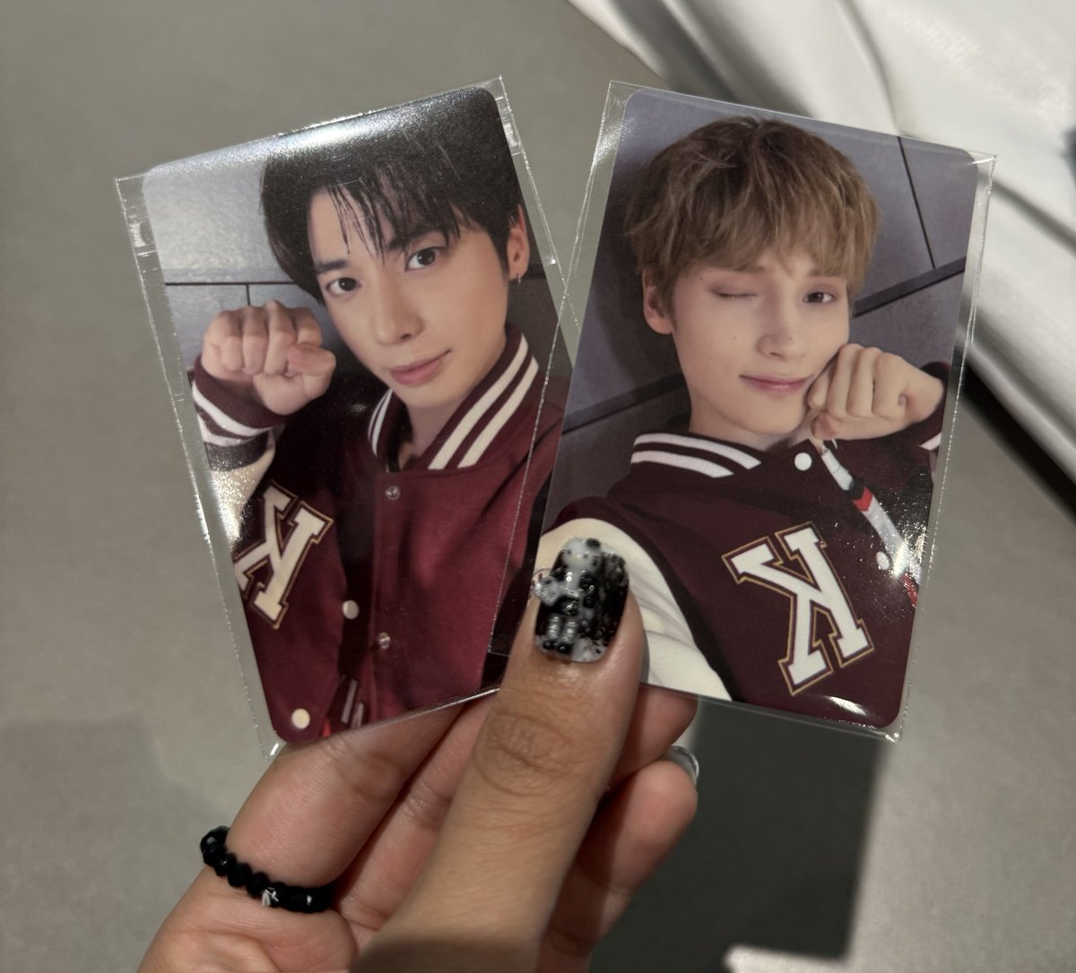 IM A PROUD OWNER OF OT5 KOREA UNIVERSITY PHOTOCARDS🐯❤️‍🔥