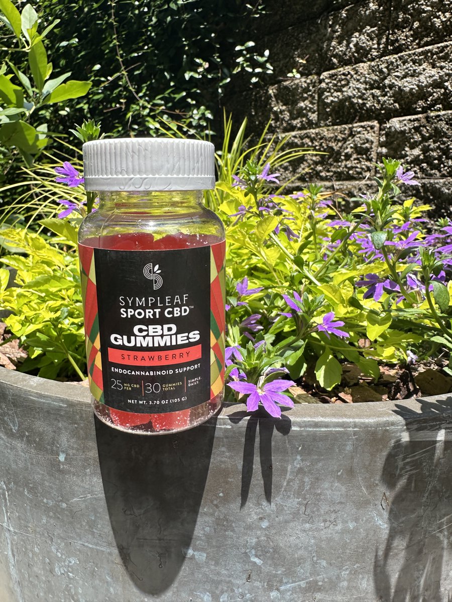 SympleafCBD's tweet photo. Experience the ultimate blend of relaxation and fruity bliss with Sympleaf’s 25mg CBD strawberry gummies. Crafted with care and made from the finest ingredients, Sympleaf’s CBD gummies deliver a delightful fusion of flavor and wellness.

#CBD #CBDgummies #Gummies #Endocannabinoid https://t.co/gdf5xBbWmR