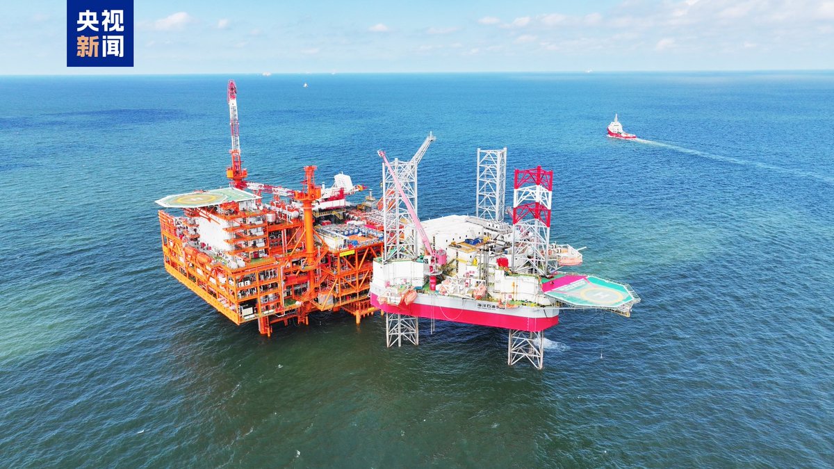 ChinaScience's tweet image. China's Kenli 10-2 oilfield has put into operation its phase I development in Bohai Sea, marking the start of production at the country’s largest offshore shallow lithologic oilfield with proven geological reserves exceeding 100 million tonnes, its operator said on Tuesday.
The…