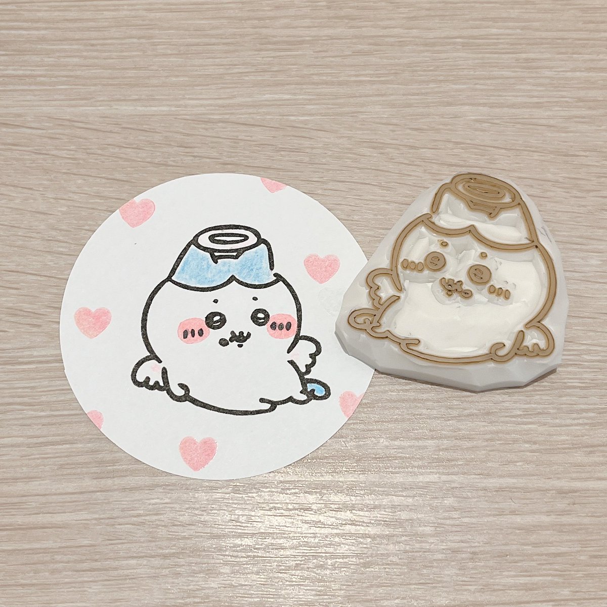 paru_chii's tweet image. やっちゃった…🍟🍿🍫🍰

#ハチワレちゃん