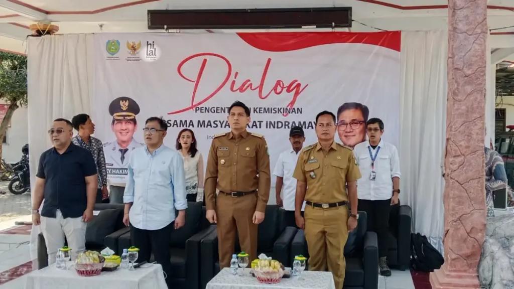 Dalam rapat dgn bupati Indramayu kemarin, kami sepakat bahwa dalam rantai pasok setengah terbuka &amp; aglomerasi antarwilayah bagi pengentasan kemiskinan ini, Indramayu harus jd sentra pertanian modern (dr 9 sektor prioritas BP Taskin) radarcirebon.id/2025/07/22/ind…