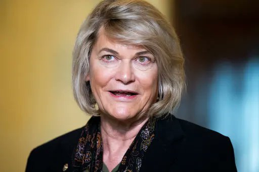 CryptoNewsHntrs's tweet photo. 🚨 JUST IN: Senator Cynthia Lummis calls for Federal Reserve Chair Jerome Powell to RESIGN! 🚨
#CynthiaLummis #JeromePowell #FederalReserve #Economy #USPolitics #FedChair #ResignationCall https://t.co/Wq2ztHrzCX