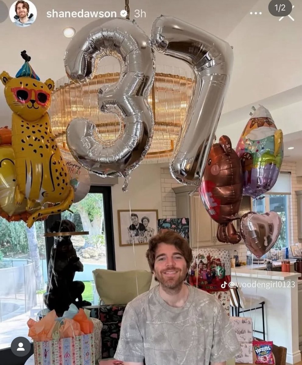 carringtonhuh's tweet photo. i am a 22 year old women that watches slushy noobz https://t.co/y0EQpk5Fn3