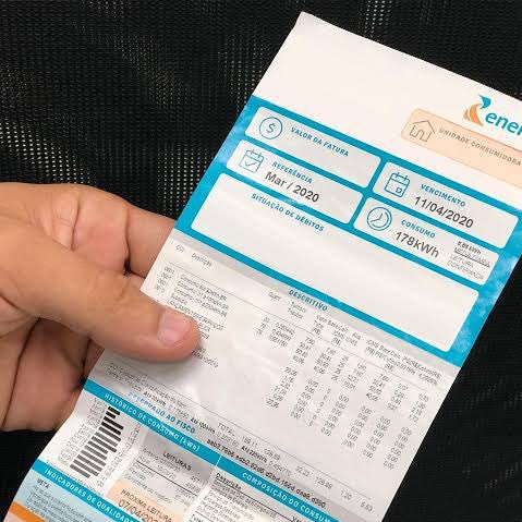 🚨URGENTE: Governo Lula, por meio da ANEEL, anuncia aumento de 6% na conta de energia elétrica do Brasil.
